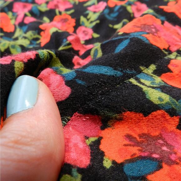 Express Floral Skirt Size XL Pleated Tie Waist Boho Flirty Summer Mini Cottage - Picture 11 of 12